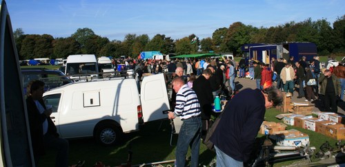 Organising and promoting Boat Jumbles - Sales of new and secondhand boats and chandlery in the South of England