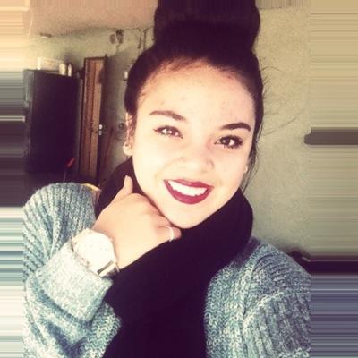 your smile makes me happy.✨