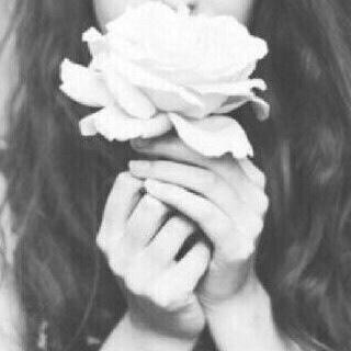 _






لا زلتُ في كل يوم أقع في حُبه أكثر .*yawn*