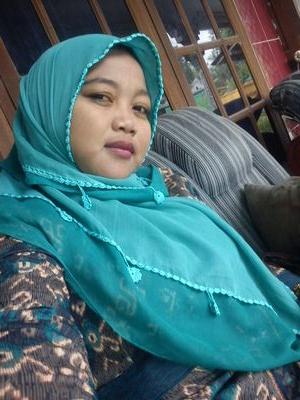 8c09c6d9940a4bd's profile picture. keluargaku surgaku