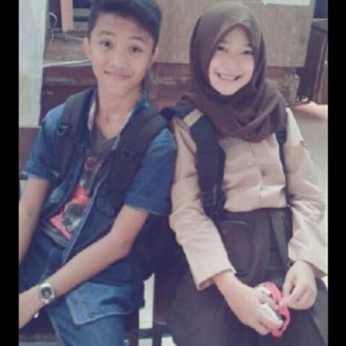 Rivaldo7R's profile picture. Elyana Chandra R