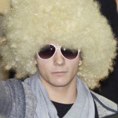 ervasdozem's profile picture. me chama de iludida por achar que vou me casar com o zayn mas shippa zerrie