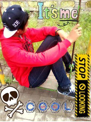 chai_blue's profile picture. Hanya diri sendiri yang dapat merubah kehidupan