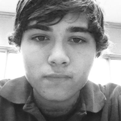 chrisJames66's profile picture. Kush for days.