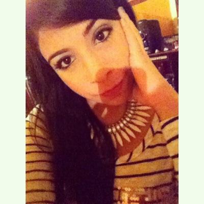 15. Venezolana. Lucho diariamente contra mi álter ego. Nieta/hija de Gladys. Instagram: gabaguin.