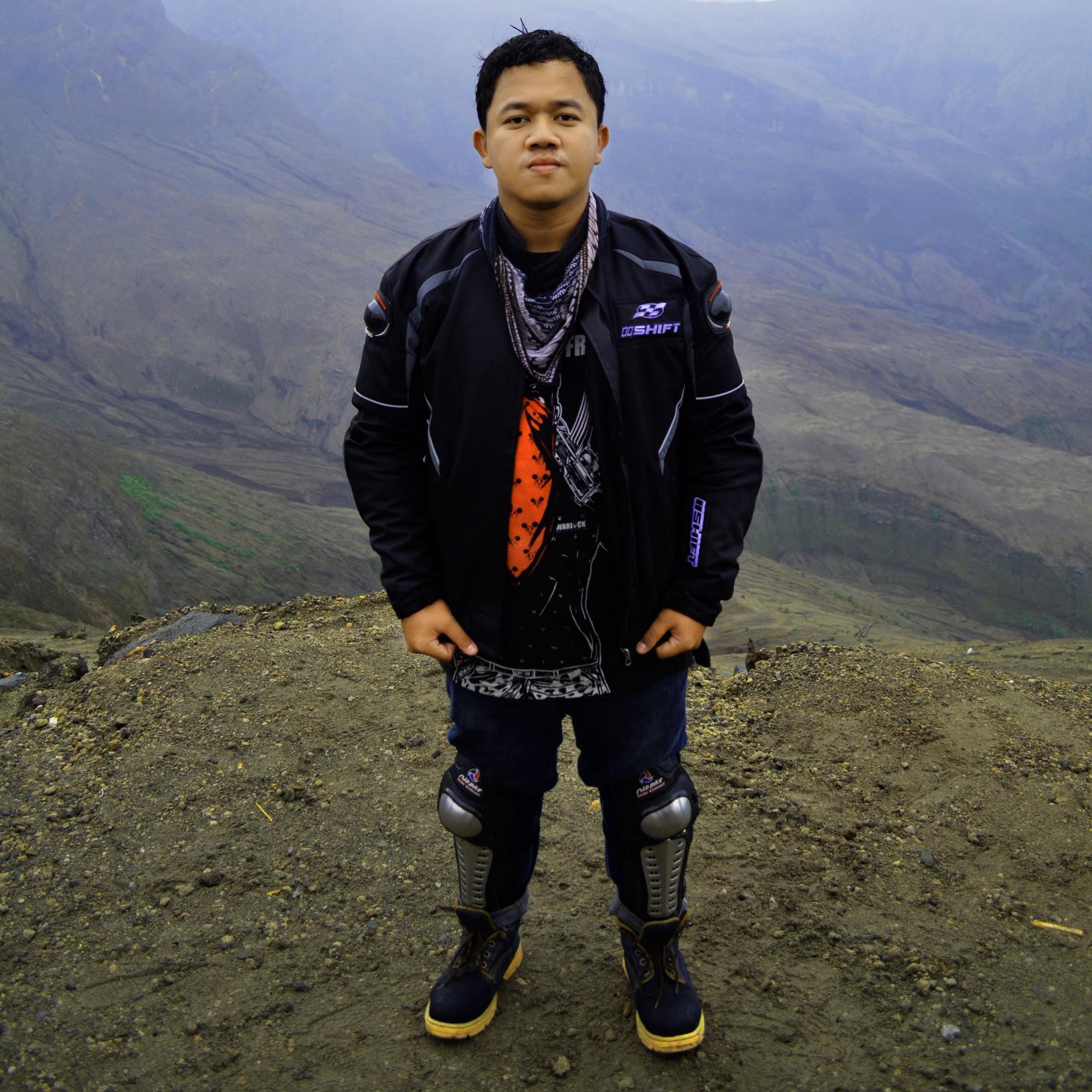 AnasAmarR's profile picture. Owner @Kantin09Untag | Jersey GO murah Daerah Surabaya | @AWG Photography | CP : 7511D18B