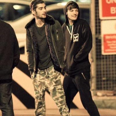 follow me @yunglourry i follow back similar