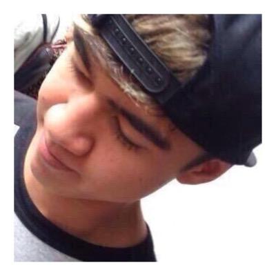 follow @90shxmmings!!
