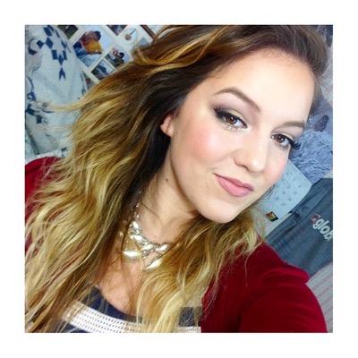 It's me, Vanessa! talk beauty and lifestyle, RUNNING & fitness, tips & tricks, reviews, tutorials: a mix of random things from my life on Youtube