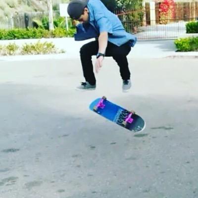 Andy_hollesman's profile picture. new Twitter