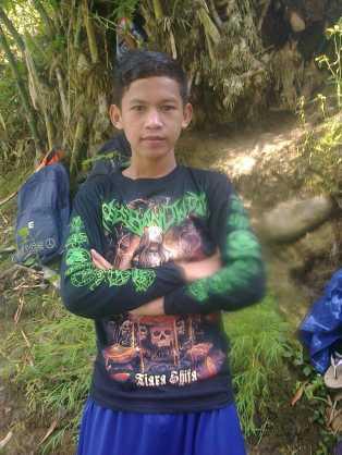Aku mau tau semuanya