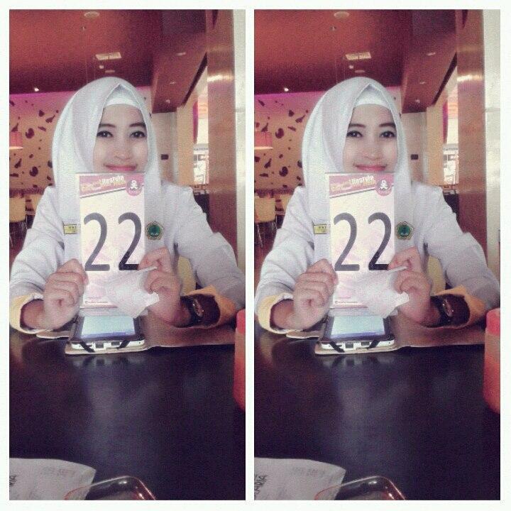 kejujuran adalah pedomanku..
hijabku adlah sebuah identitas..
stikes mandala waluya kendari
jurusan S1 keperawatan