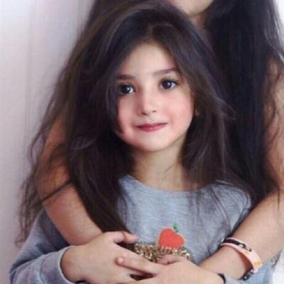 أنَا فتاه أُبعثِر أحرفِي كذوق فقط لستُ بَريئہ وﻻ سَيئہ وﻻ ذاتُ حُزن أنَا متوسِطةُ الصَبر طَويلةُ الصَمت فَقيرةُ البَوح وغنيٌہ بِاللہ• الخاص مهمل❌