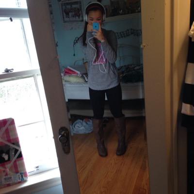 RussanoAva's profile picture. South Varsity Girls Hockey Team, '18.