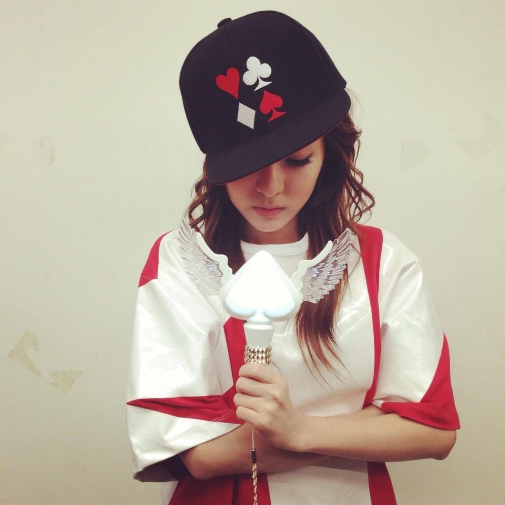 Vocalist from 2NE1 || ©1984 || ig: daraxxi