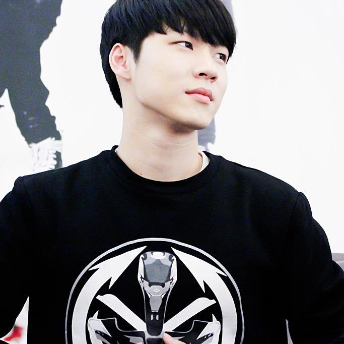 ©1995;