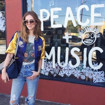 MonbmsD's profile picture. 