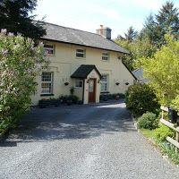 We are a 4* Welsh Tourist Board rated Bed & Breakfast in Llangurig, near Llanidloes.

We offer a double room or twin Room, both en-suite.