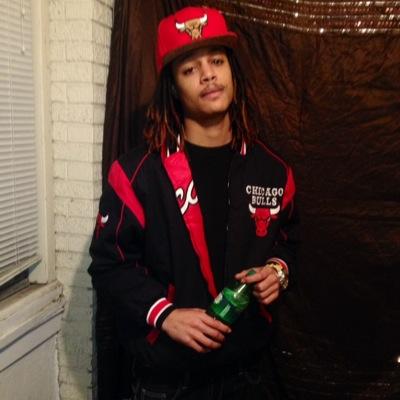 -AsRealAsItGets. -Creator of A.B.C(Alla Bout Cash). -Instagram B.Crizzleabc (@asssshleee) is my other half.