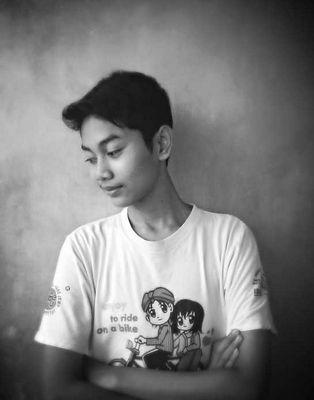 want to be a proud man in a bright future to be happy parents of the nation and the state :D...akun ini off dan pindah ke akun @ayyasy_mh