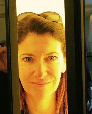 delphinecastag1's profile picture. 