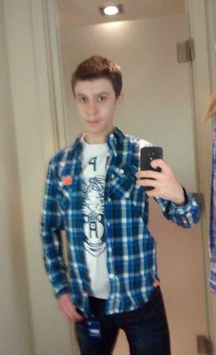 hi im bi irish loser I SWEAR I'M FUN!