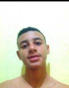 Cada louco vive pouco mais Vive como quer! :@