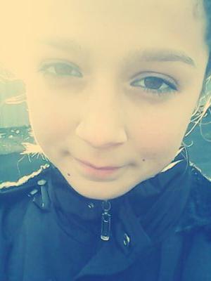 Hi, I'm Belieber and Smiler. Janoskians is my life ♡♡♡♡ I love they soo much. 27 may. http://t.co/JXiL5xs85I.