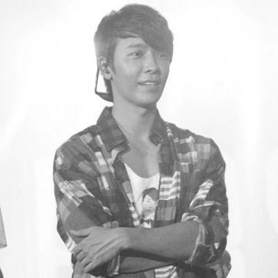 shoosh0992's profile picture. E.L.F