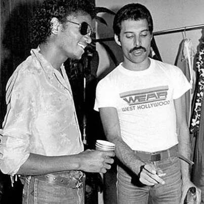 I'm a big fan of Michael Jackson and Freddie Mercury are my favourite singers,they are very good.