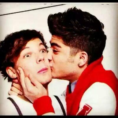 aallaboutharry's profile picture. 