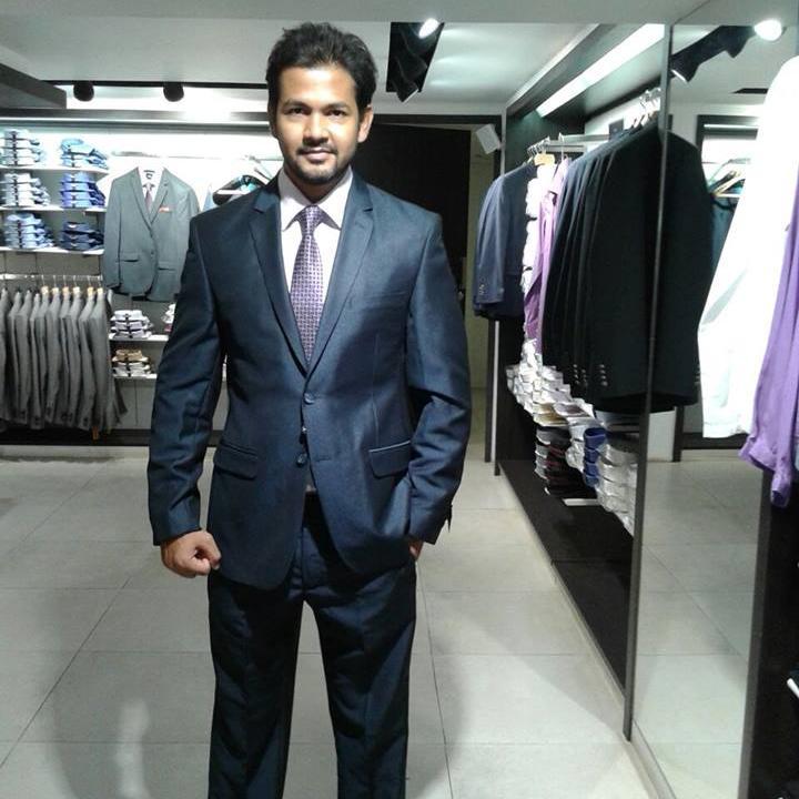 An energetic young & hardworking individual living in UAE, I am here for a lot of networking and like to meet like-minded people.