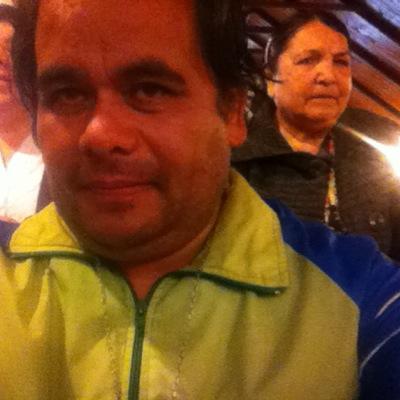no soy lindo por fuera trato cada dia de ser lindo por dentro eso importa ser amigo de todos y ademas este twiterr es una casa abierta