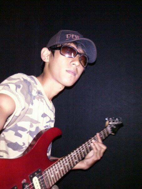 ★☺☆ Lead guitar  ★☺☆