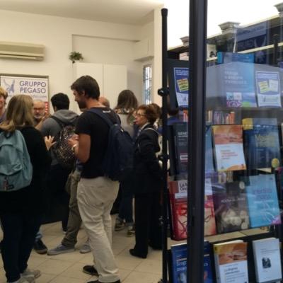 libriuniversita's profile picture. https://t.co/e3ekTxNoCi è una libreria universitaria online. Dal 2001 uno dei primi siti e-commerce dedicato ai testi universitari scientifici e tecnici.