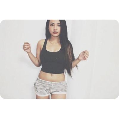 reyna_sharpe's profile picture. 