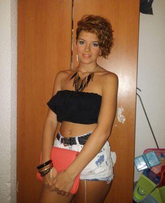 19# muero por vivir, en las buena la mejor en las malas la peor, fuerte como el limon !   mujer con caracter y orgullo