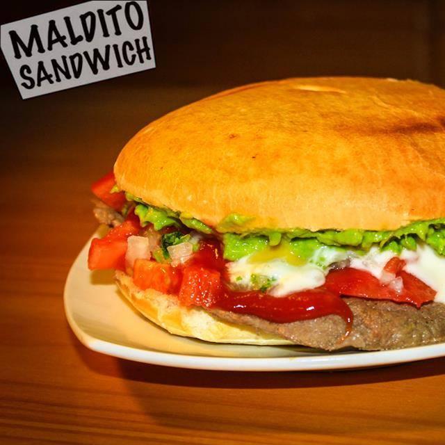 Los mejores sandwich a solo un llamado. La mejor calidad al mejor precio.
¡Atento a nuestros malditos concursos! +56982896440
