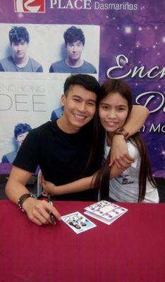 i love Enchong Dee 3 :)) http://t.co/j4TyilYWn8