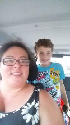 ewoodgirl's profile picture. 