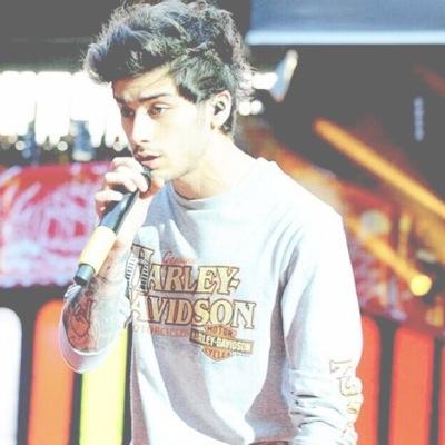 follow @basicaIIymalik !!!!!