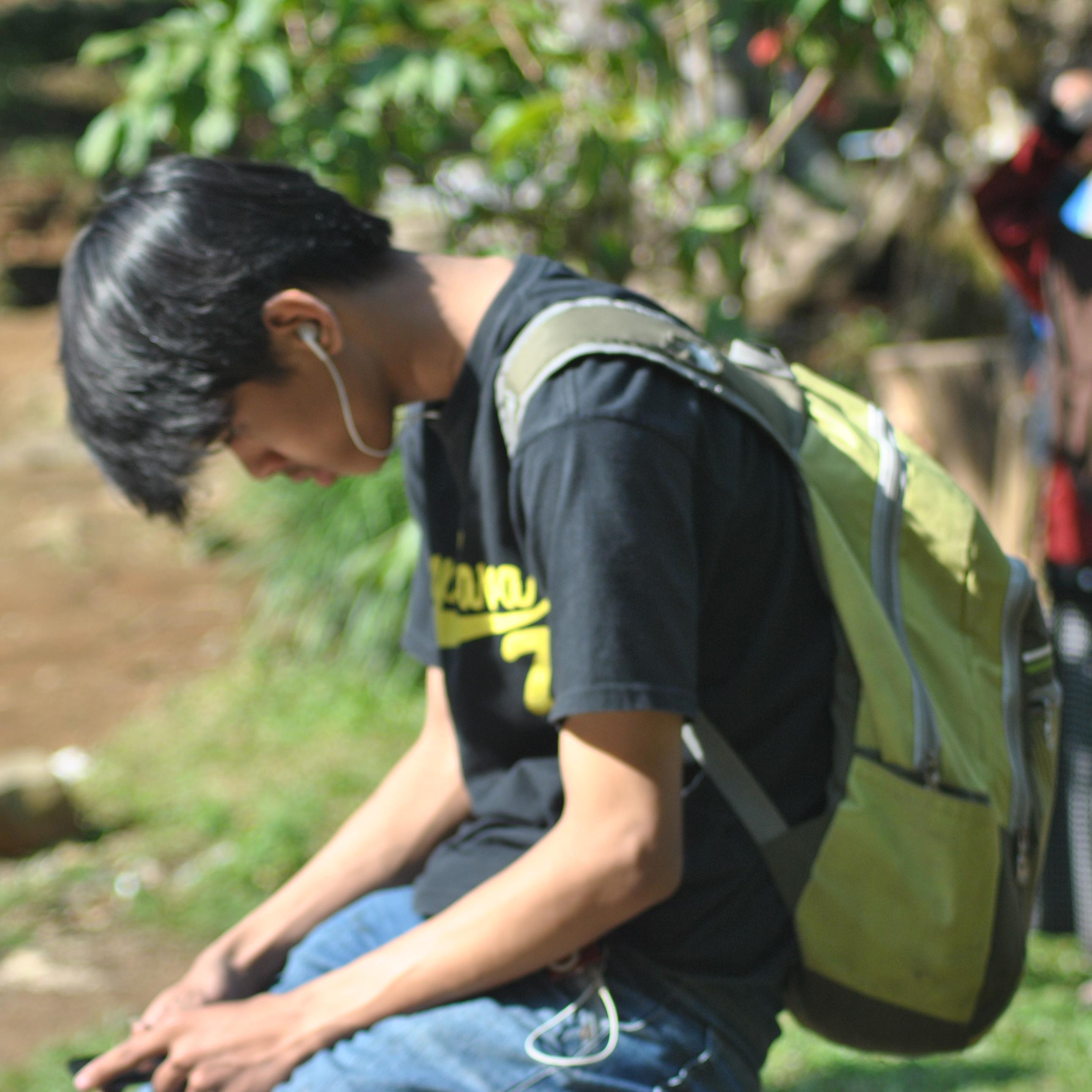 permata yang hilang