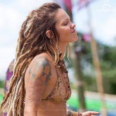 arielle_maynard's profile picture. http://t.co/mDtcUNNKQ1 Justin Bieber Joins Hillsong NYC to meet the co-pastor's wife Sheena Harrell. http://t.co/gH24VbfeY3