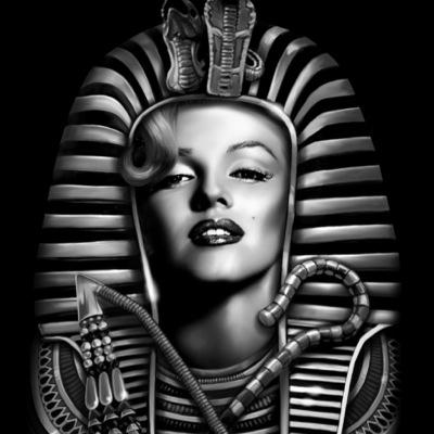 Designs for shirt co's, record labels, small businesses, entertainment industry.