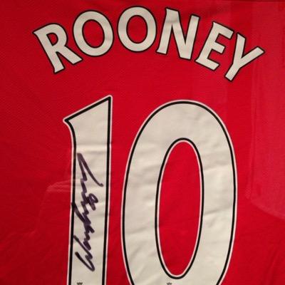 hunterflou's profile picture. Man United Fan an trying to ride downhill 😂 from Luxemburg