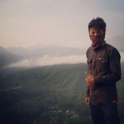 I Am Red Devil #GGMU #MUFC @utdindonesiasby @utdindonesia B-) | #Backpacker #BackpackerIndonesia #Pendaki