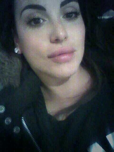 FOXYrossi's profile picture. I'd rather cause a tear with the truth than a smile with a lie