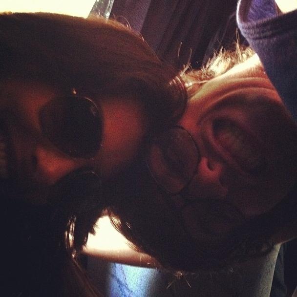 ´´Tem uma anteninha no meu dente.. ´´
Reply dia: 16/01/2014
Madrinha:@aleloyola