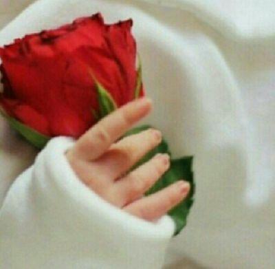‏يآرب ، وإن نامت آجزائي تحت التُراب وكنت نسيآ منسيا ، هب لي من يدعوا لي دآئما دون ملل