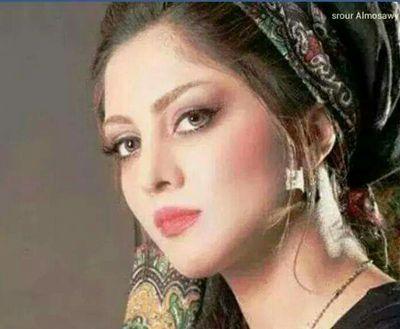 ‏شلون اصبر على الآه واترك نحيبي وبيدي ادفنت بالگاع جثة حبيبيً